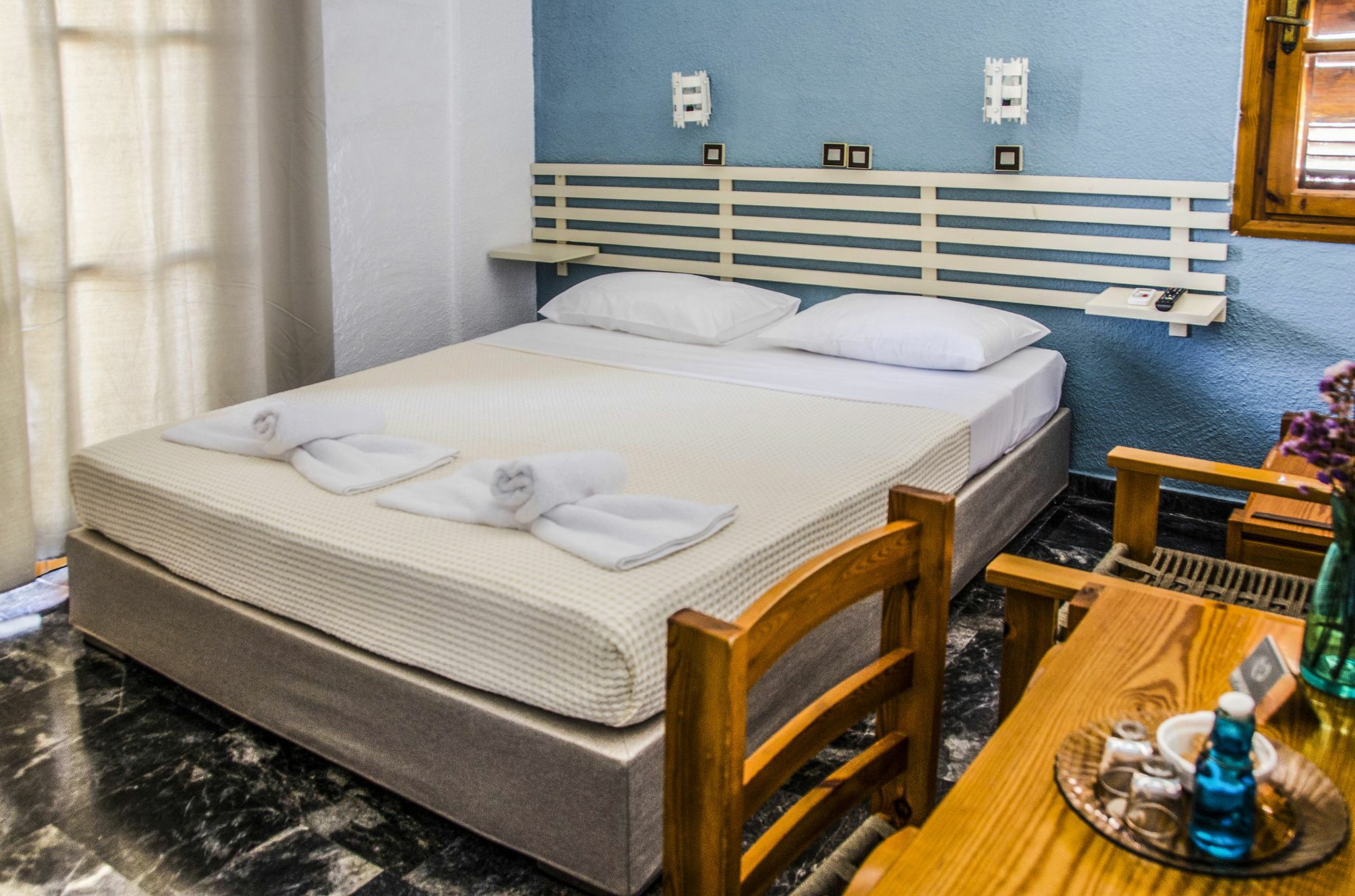 Sunrise Apartments 칼라타스 외부 사진
